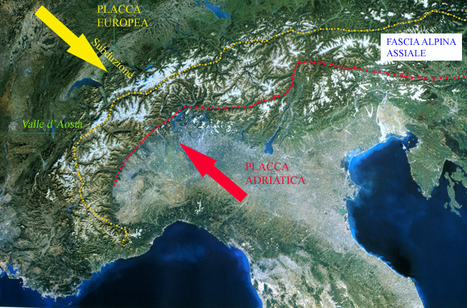 Foto satellitare dell’arco alpino con lineamenti